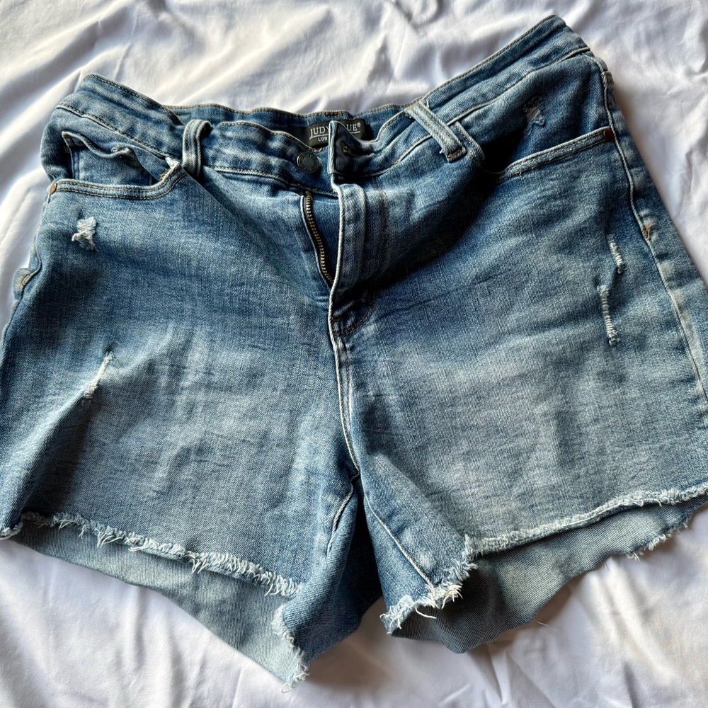 Judy Blue 1XL Distressed Denim Shorts High Rise Frayed Hem